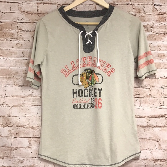 NHL Tops - WOMENS CHICAGO BLACKHAWKS TEE